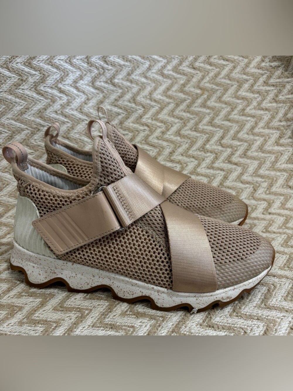 Sorel Women's Kinetic Sneak Mesh High Top Shoes Rose Gold/Tan Size 8.5